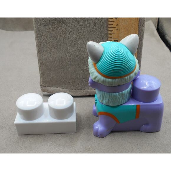 Ionix Jr. Paw Patrol Everest (Husky) Replacement Figure - Picture 5 of 8
